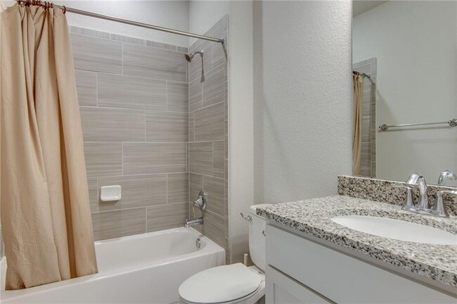Building Photo - 2920 Coral Valley Dr