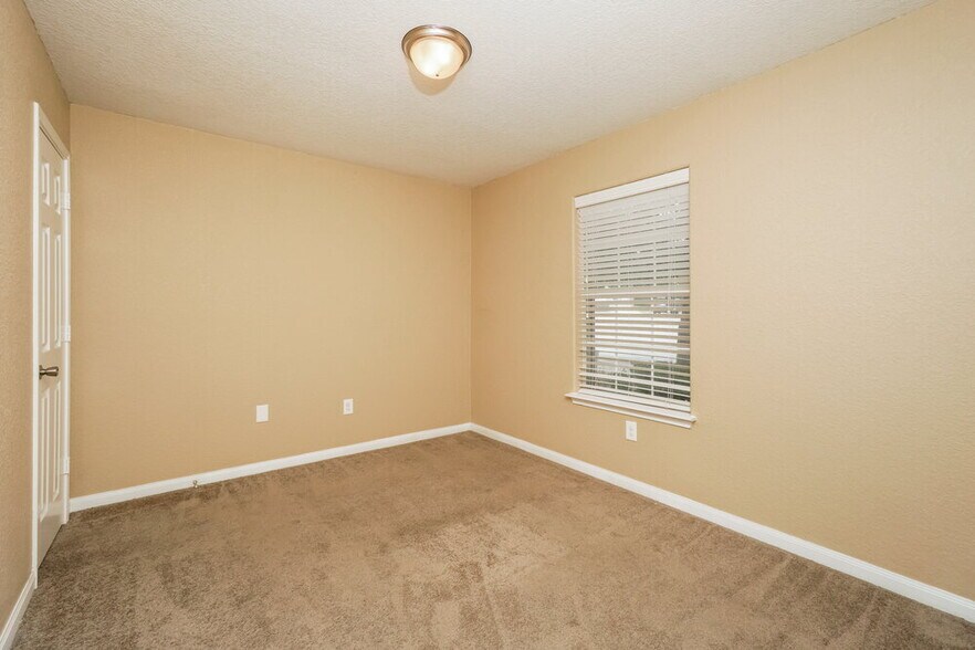 Building Photo - 11475 Coral Canyon