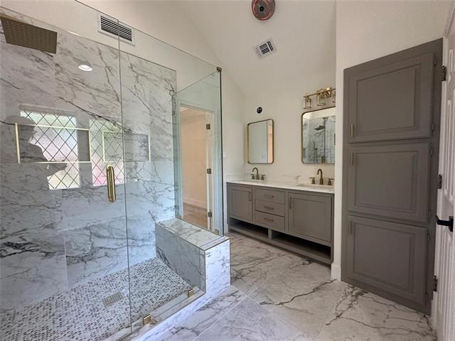 Building Photo - 2109 S Winding Creek Dr