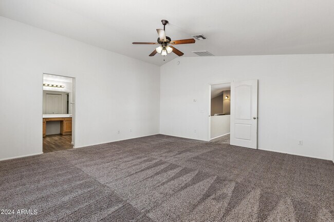 Building Photo - 34994 N Barzona Trail