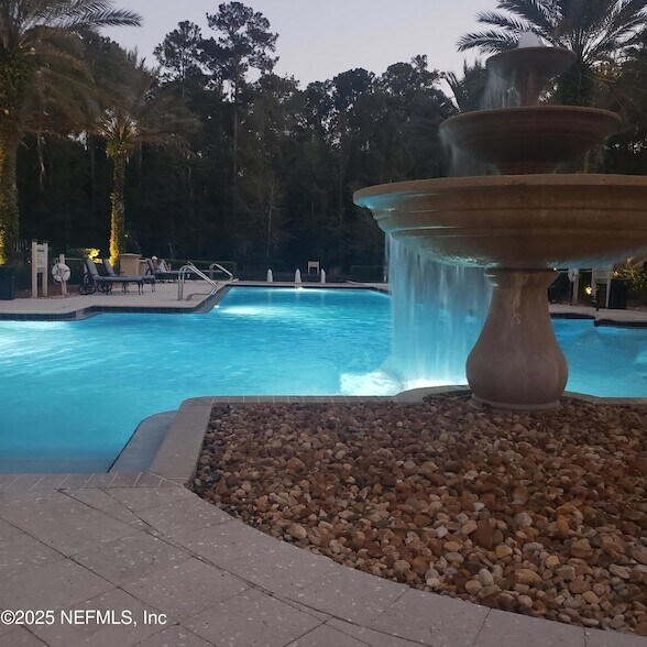 Building Photo - 955 Registry Blvd