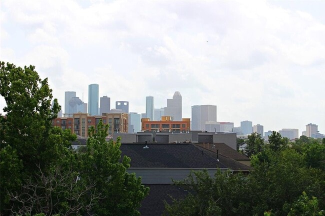 Building Photo - 1504 Hazel St
