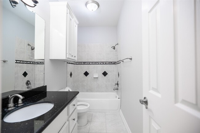 Building Photo - 13165 Snow Ln