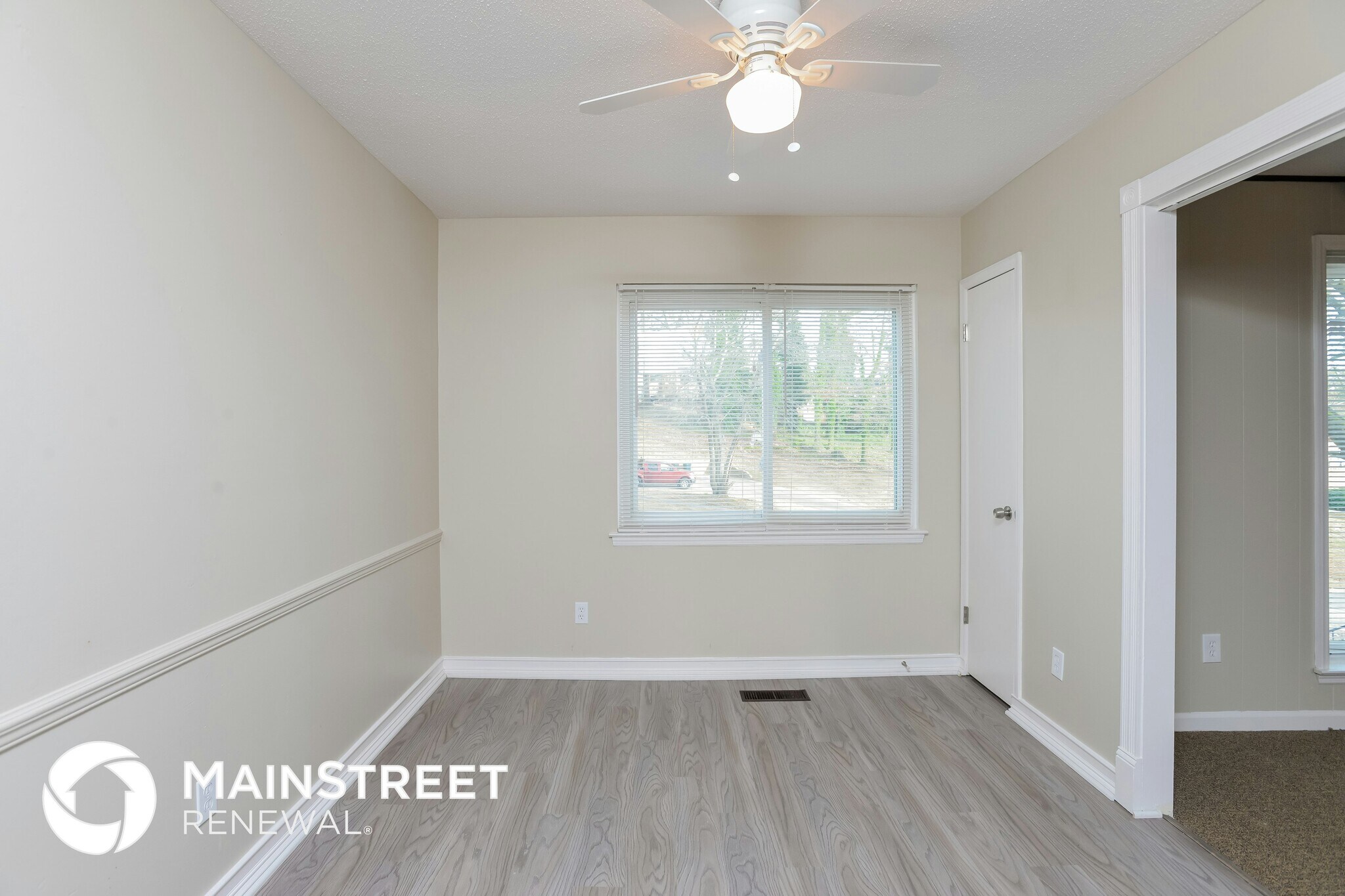 Building Photo - 2026 Sprucewood Pl