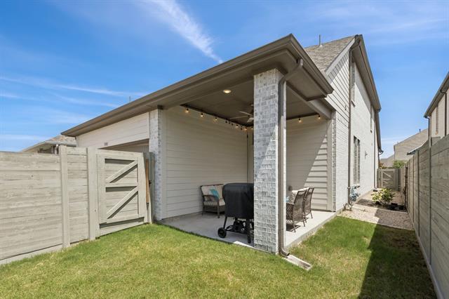 Building Photo - 5503 Waterloo Dr