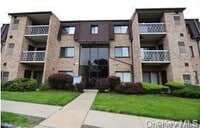 Building Photo - 520 Kennedy Dr