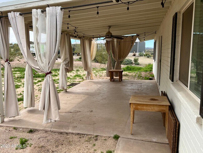 Building Photo - 47331 N Meander Rd