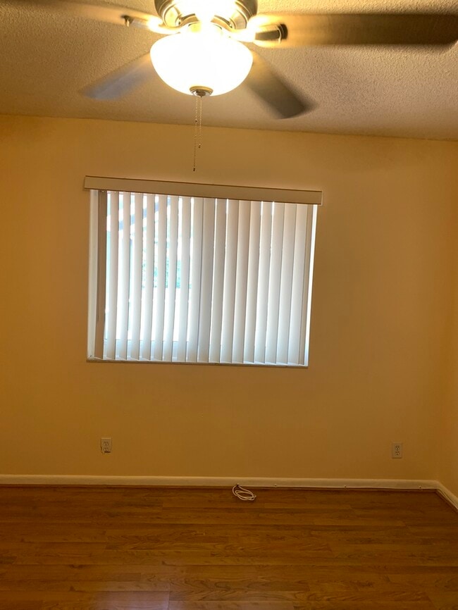 Building Photo - 9840 NW 28th Ct