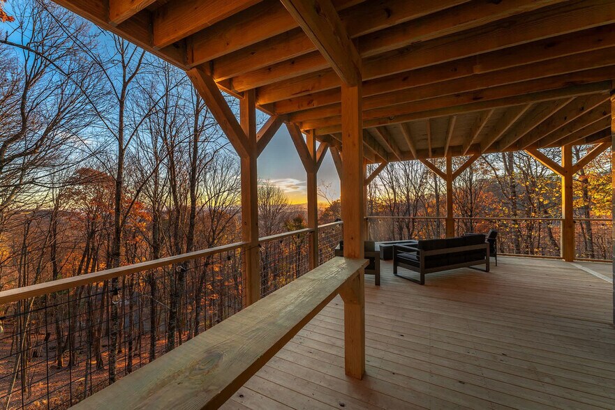 Building Photo - 585 Granny Lewis Ln