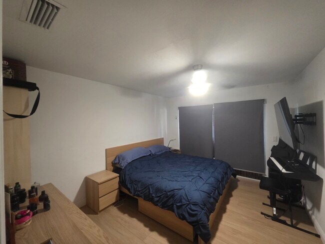 Building Photo - 3425 Timberwood Cir