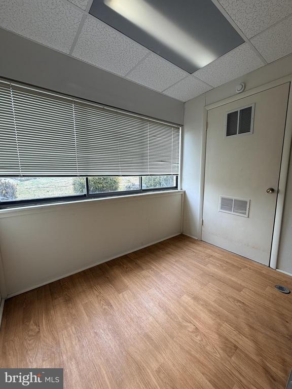 Building Photo - 1 Wye Oak Dr