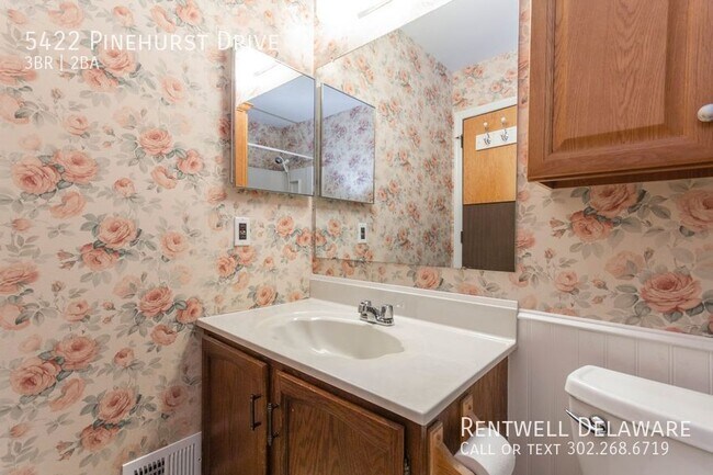 Building Photo - GORGEOUS HOME FOR RENT