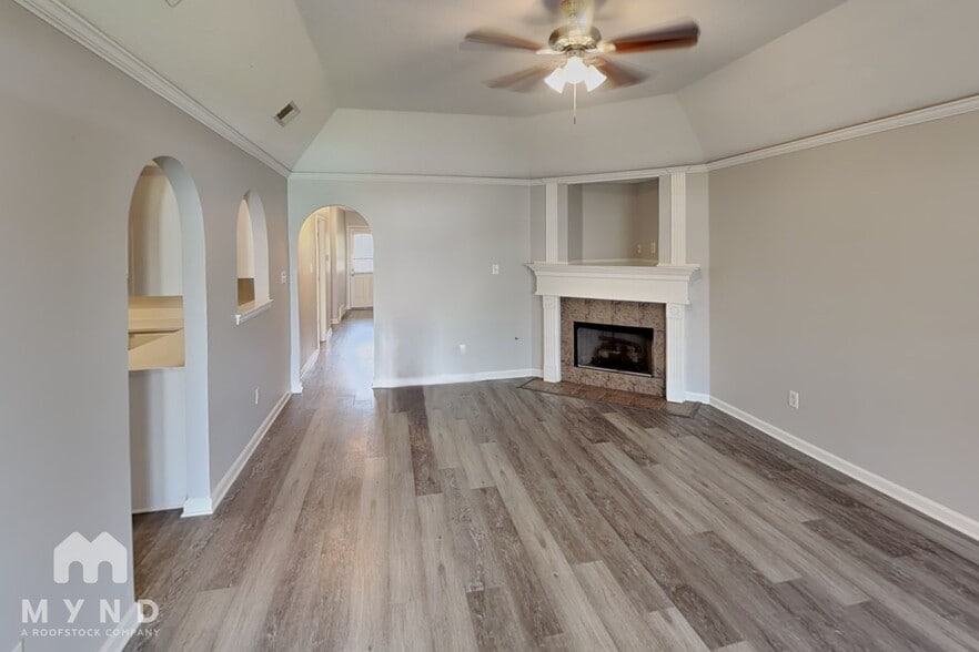 Building Photo - 1142 Cross Valley Cove