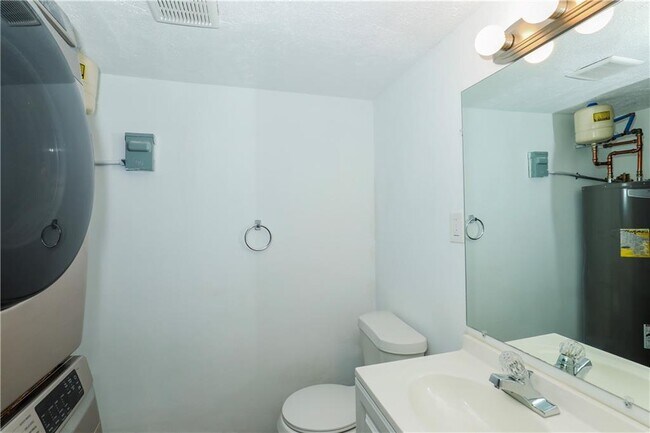 Building Photo - 1150 Rankin St