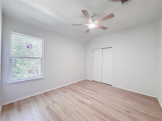 Building Photo - 16403 Spotted Eagle Dr