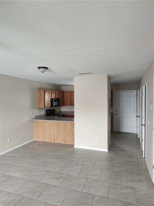 Building Photo - 9 W Rainsong St