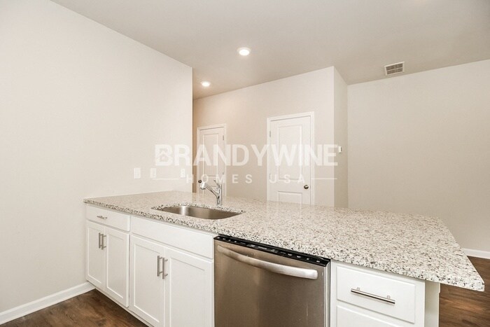 Building Photo - 218 Crestview Way