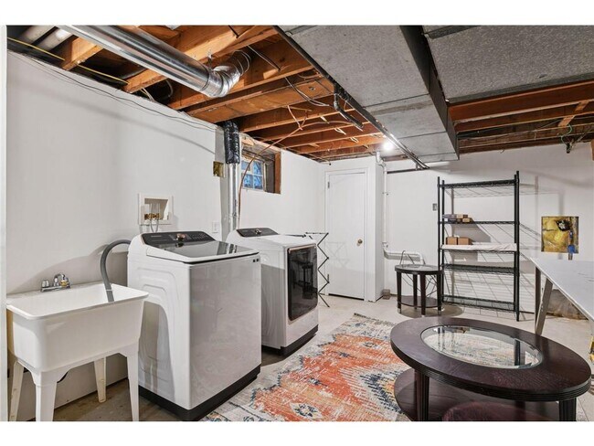 Building Photo - 5109 Abbott Ave S