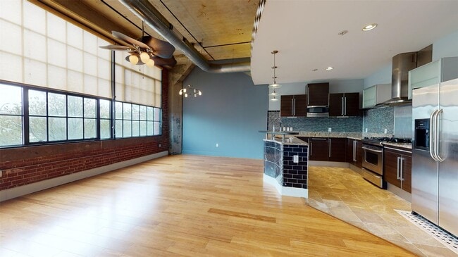 Building Photo - 4100 Forest Park Ave