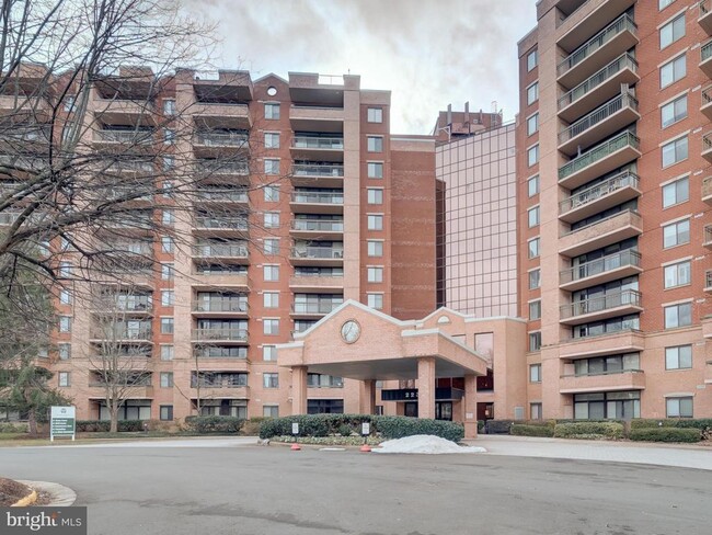Primary Photo - 2230 George C Marshall Dr