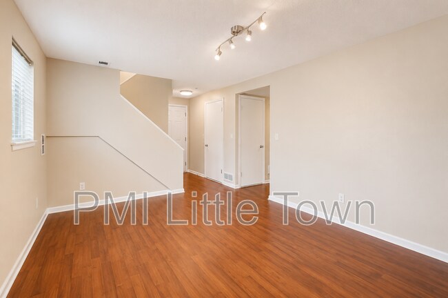 Building Photo - 3145 S Gibraltar St