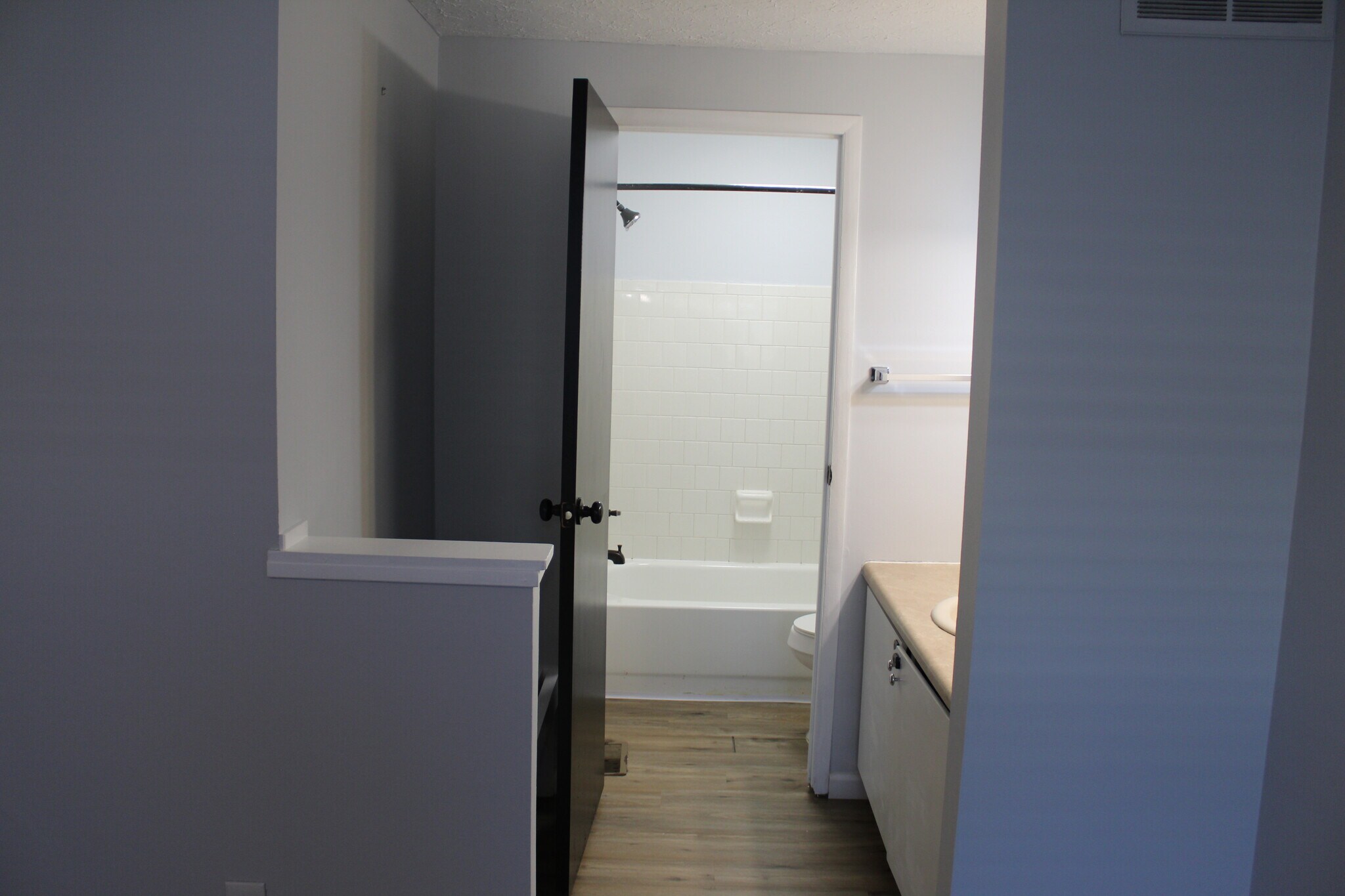 Building Photo - 1823 Worthington Run Dr