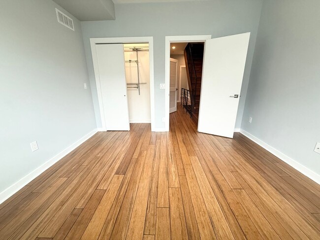 Building Photo - 2923 Gerritt St