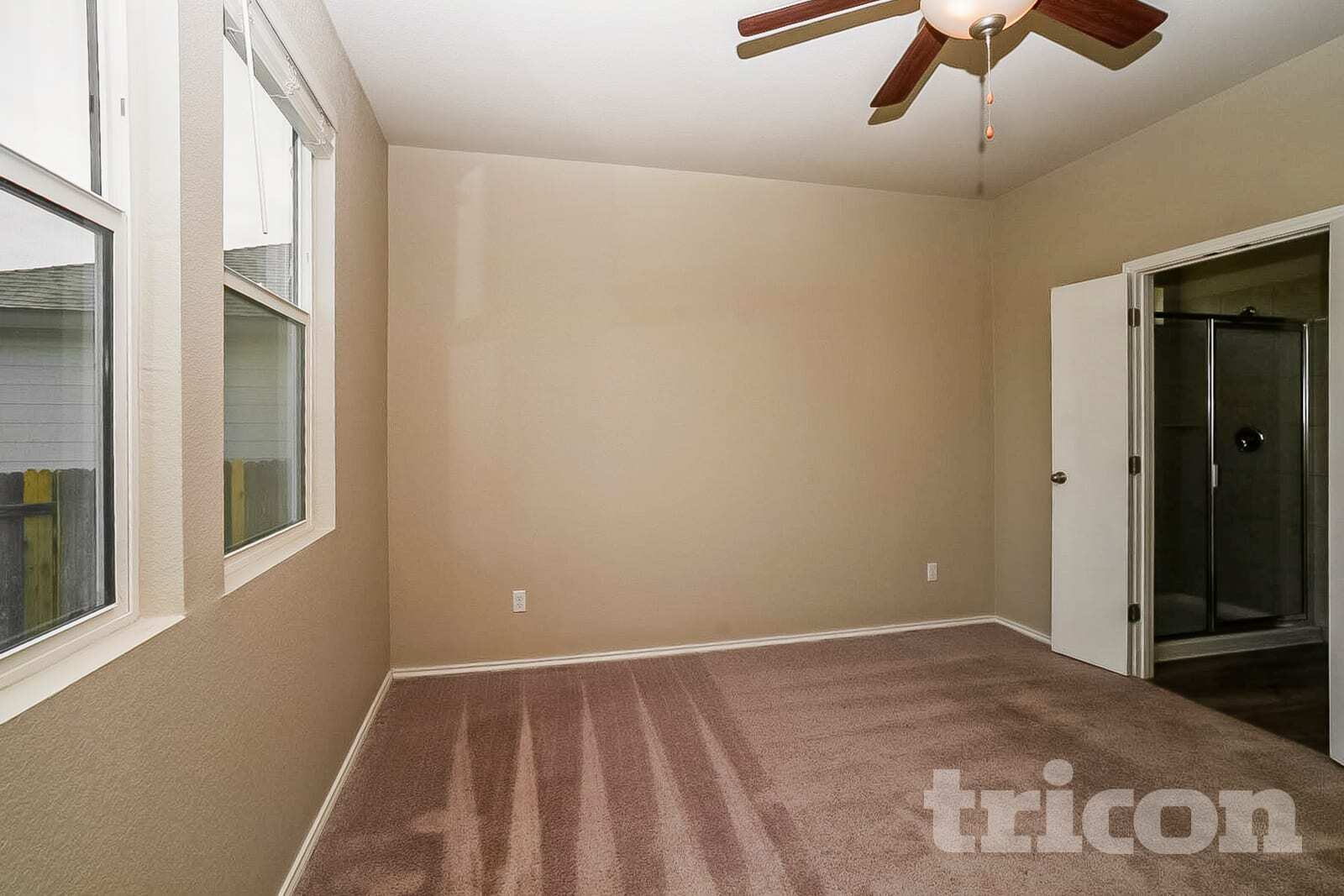 Building Photo - 5200 Saddle Clb Dr