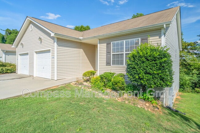 Building Photo - 1034 Brittany Deanne Ln