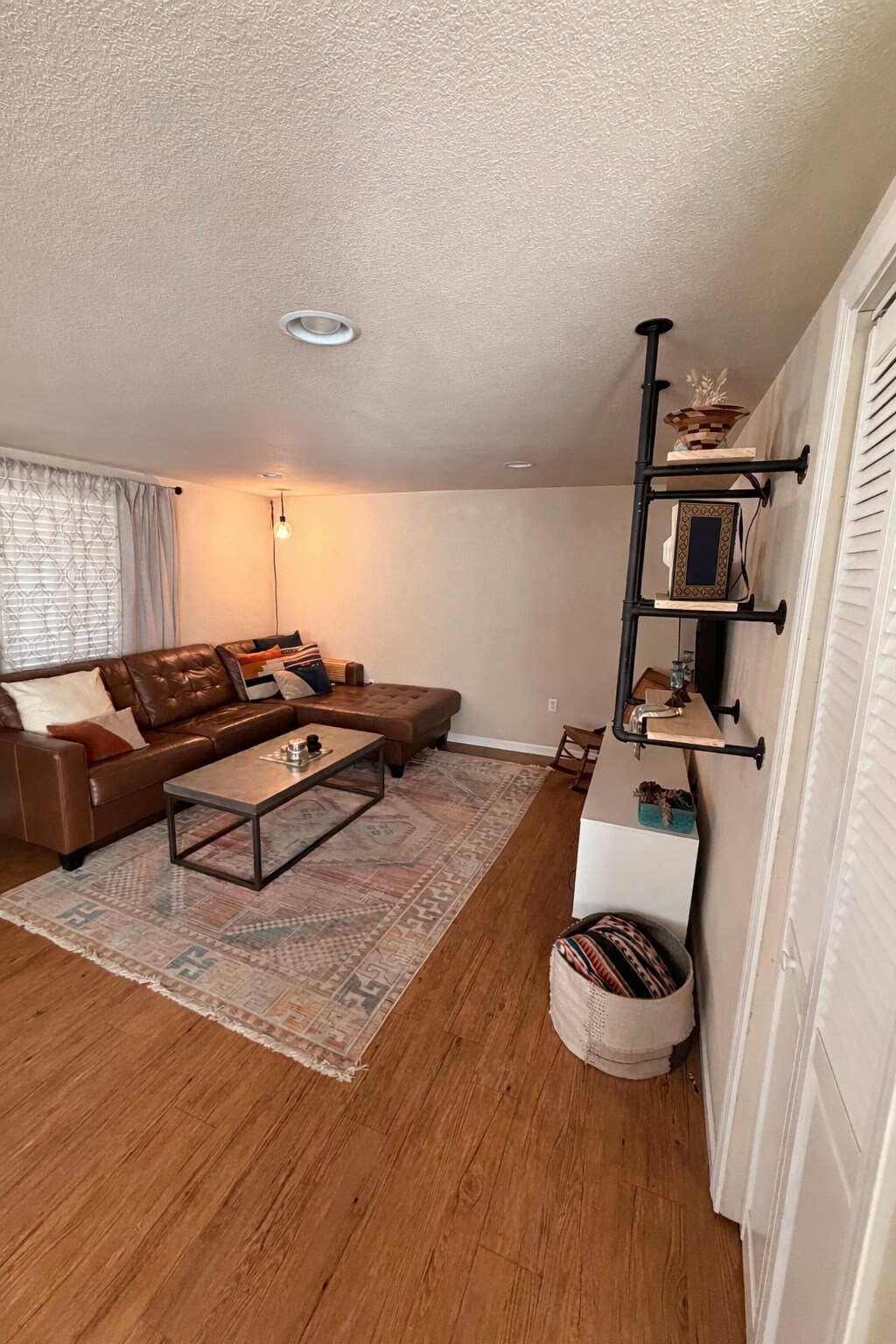 Building Photo - 513 N Franklin St