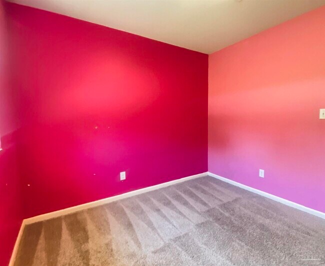 Building Photo - 2315 Reva Cir