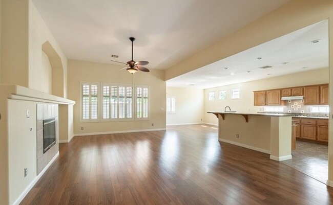 Building Photo - 104 Sapodilla Ln