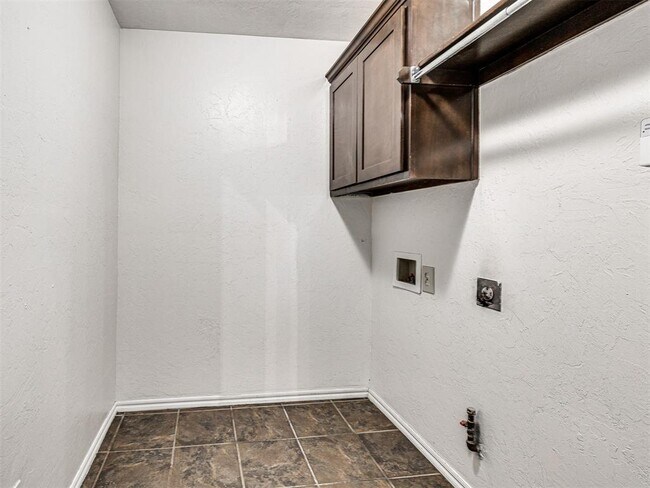 Building Photo - 4917 NW 164th Terrace