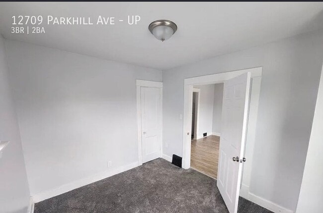 Building Photo - 12709 Parkhill Ave