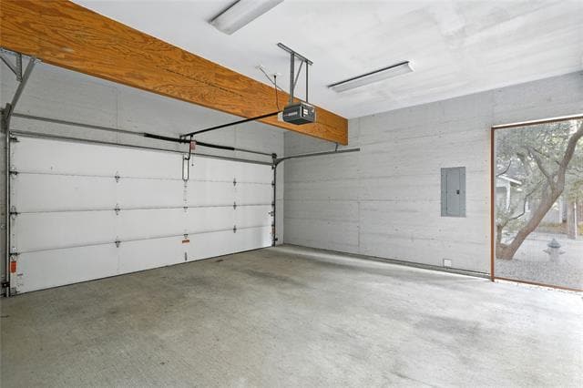 Building Photo - 2325 Rusk Pl