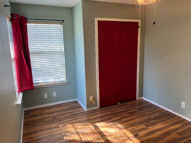 Building Photo - 11535 Wood Harbor