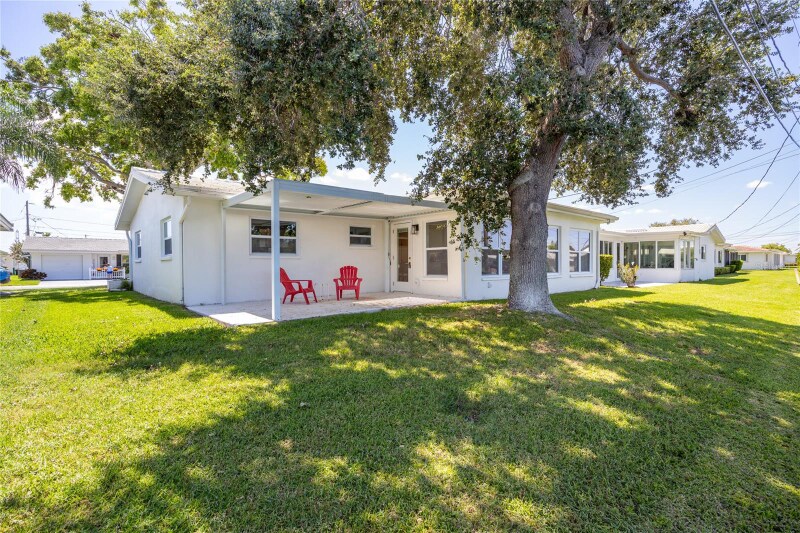 Building Photo - 3735 101st Ave N