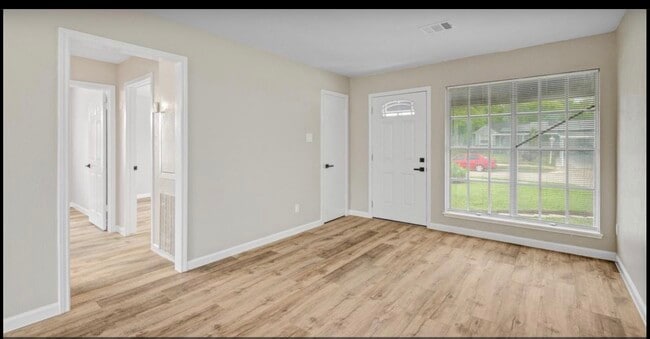 Building Photo - 10611 Leitrim Way