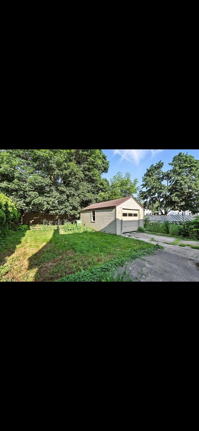 Building Photo - 1412 Prospect St