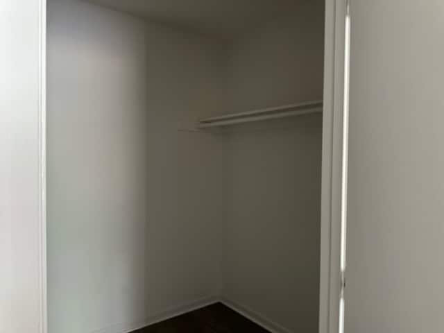 Building Photo - 1100 Crescent Dr