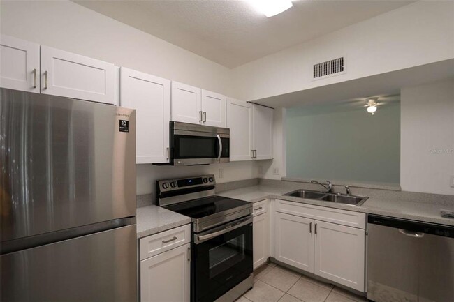 Building Photo - 9519 Newdale Way