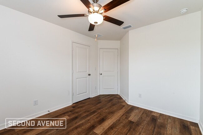 Building Photo - 1710 NW 18th St