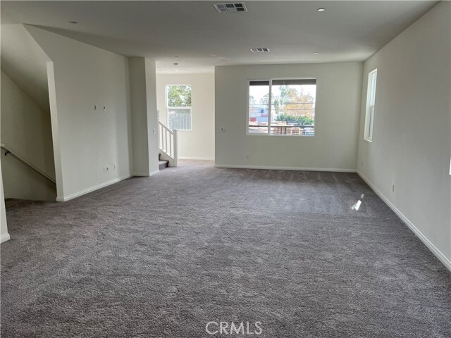 Building Photo - 913 E 2nd St