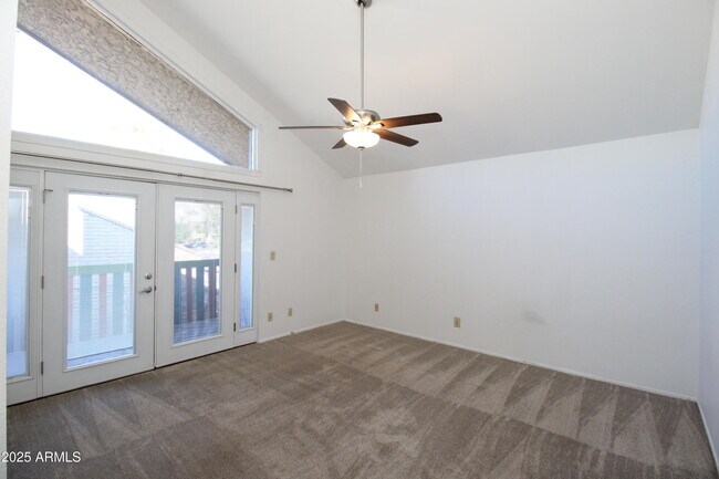 Building Photo - 5330 N Central Ave