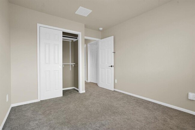 Building Photo - 20115 Emerald Mountain Dr