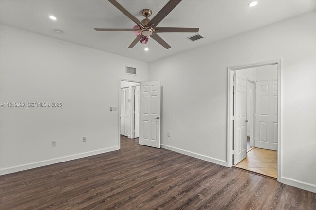 Building Photo - 3502 W 86th Terrace