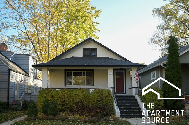 Building Photo - 2211 Pioneer Rd