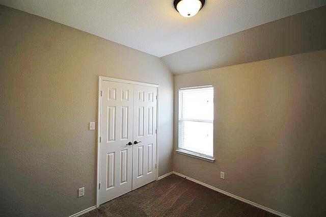 Building Photo - 138 Sierra Dr