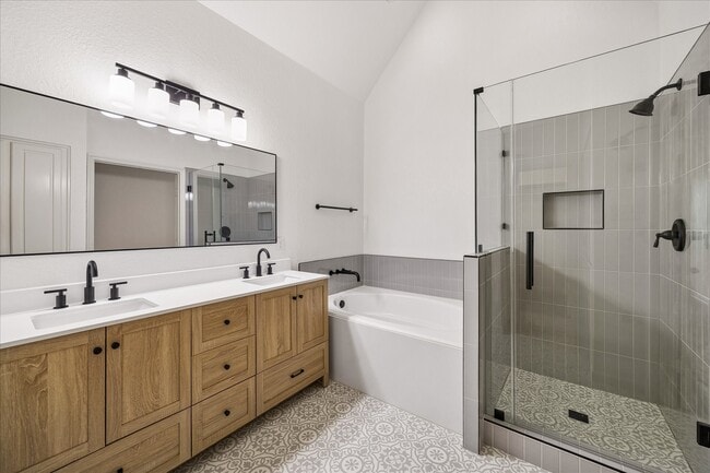 Building Photo - 8919 Summer Ash Ln