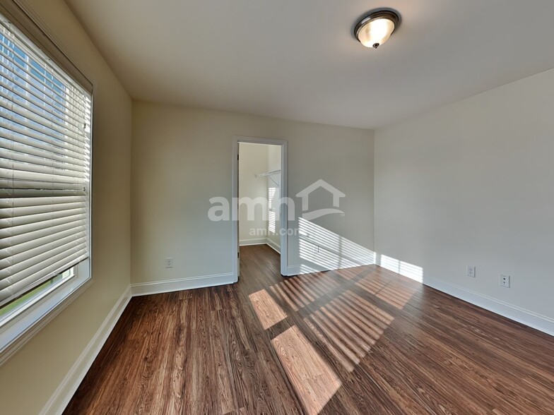 Building Photo - 564 Whitebark Ln